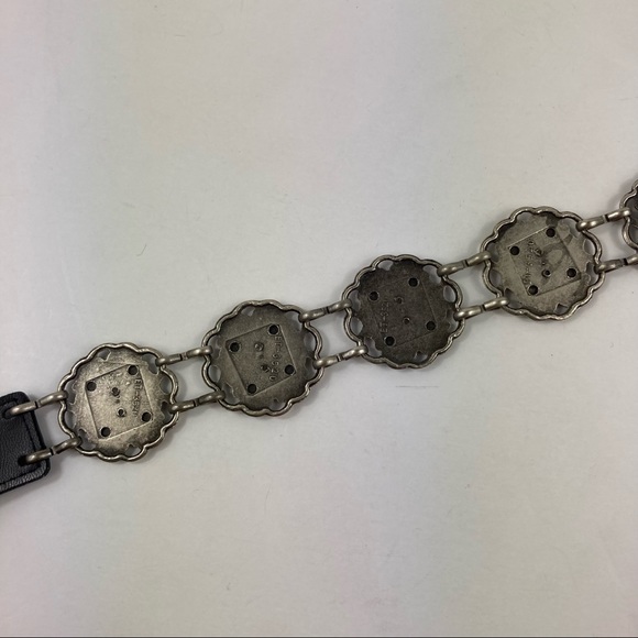 Metal Medallion Belt Silver Black Leather Womens Size M/L - Picture 4 of 5